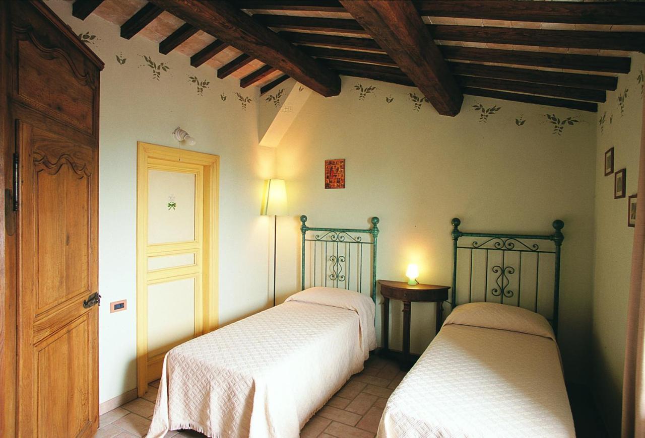 Agriturismo Casale Nel Parco Dei Monti Sibillini Norcia Zimmer foto